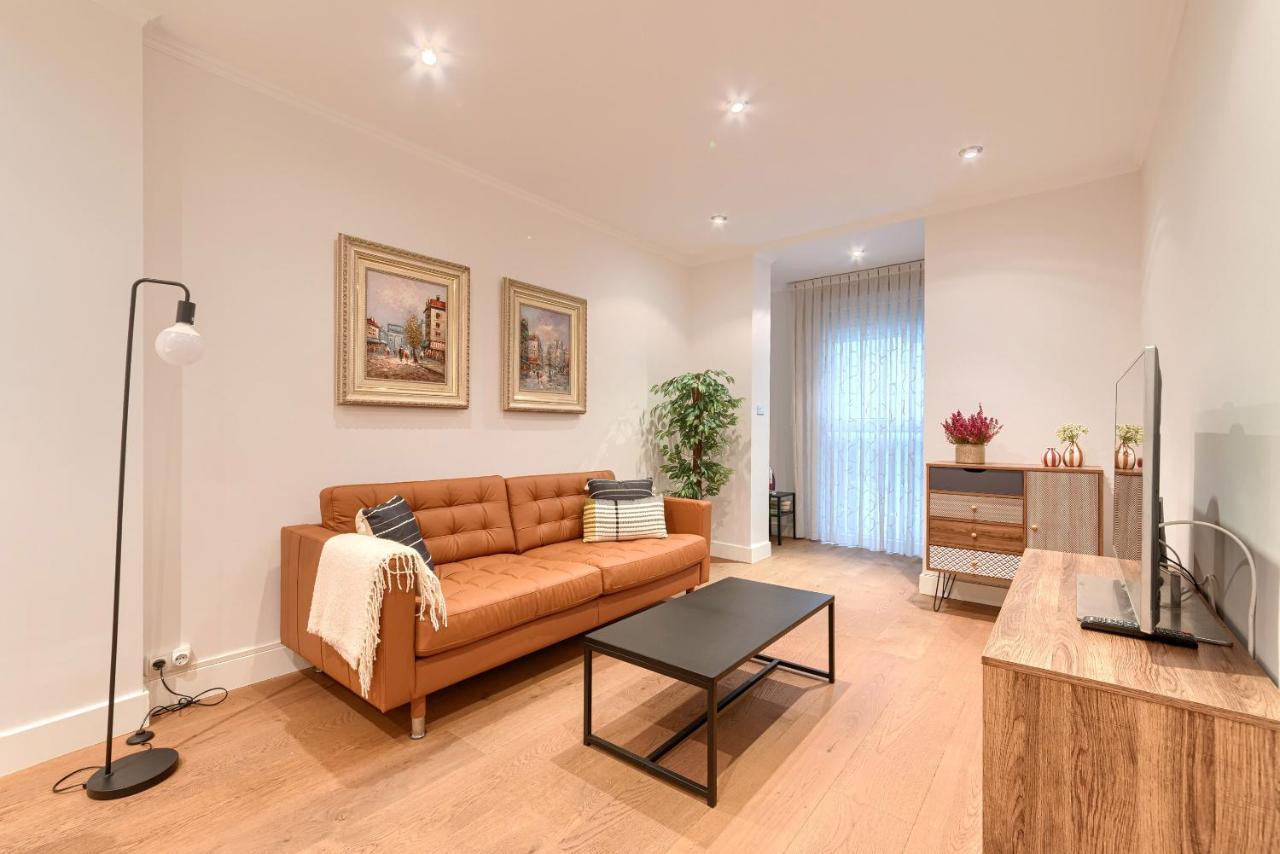 Lersundi Chic Stay Bilbao Exterior photo